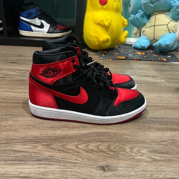 Jordan 1 Satin Bred size 9 - Picture 5 of 6